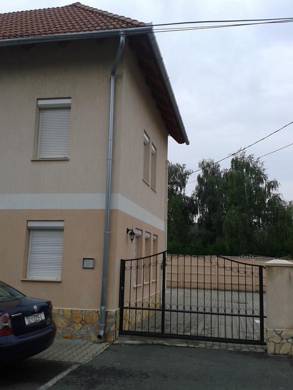 Kotany Apartman Harkány Pokój zdjęcie
